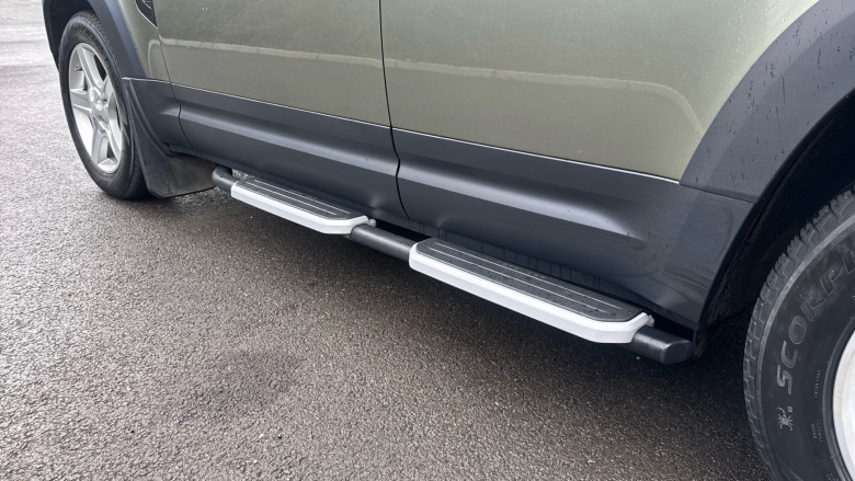 Land Rover Defender 2.0 D200 SE 110 5dr Auto Diesel Estate